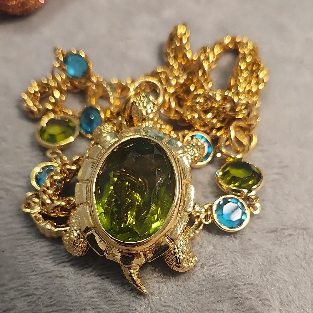 1928 Brand Necklace
